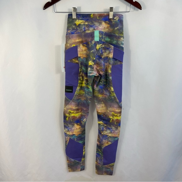 Lululemon Cargo Super-High-Rise Hiking Tight 25" Size 2 ALNM Altered Multi-Color - Picture 7 of 10